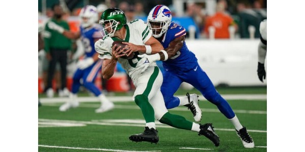 Aaron Rodgers confirmé manquer toute la saison en raison d'une blessure